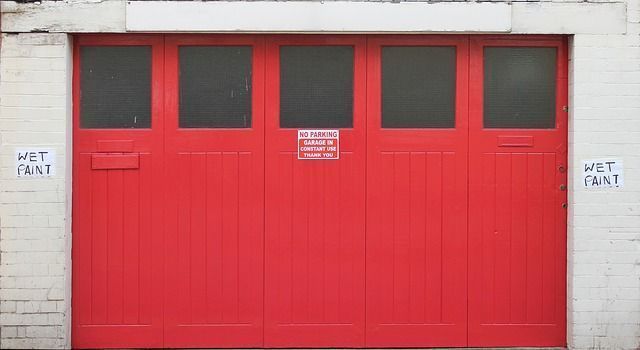 Tipos de puertas de garaje automáticas que existen