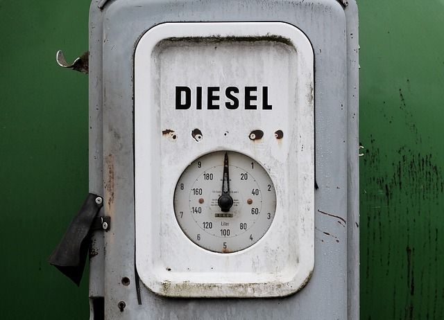 Cómo se puede ahorrar en combustible en el coche: 7 tips