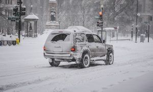 Ruedas de invierno y otros consejos para el coche en esta época